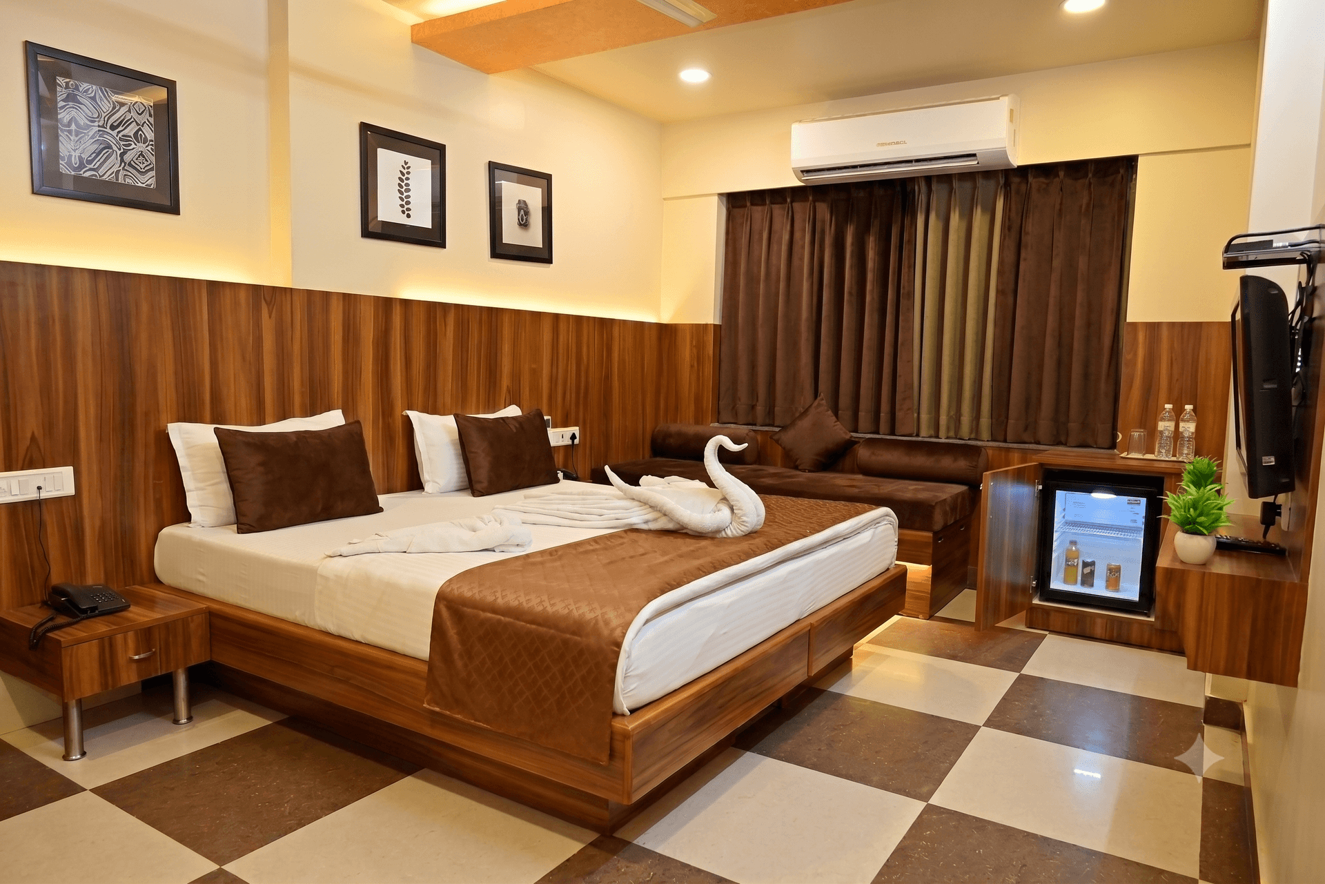 Hotel Marudhar Palace in Bikaner — Super Deluxe Room 2